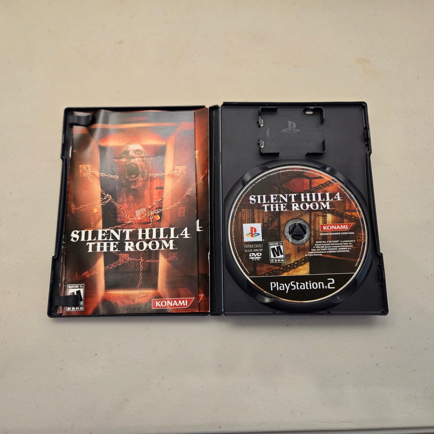 Silent Hill 4: The Room Playstation 2 (Cib)