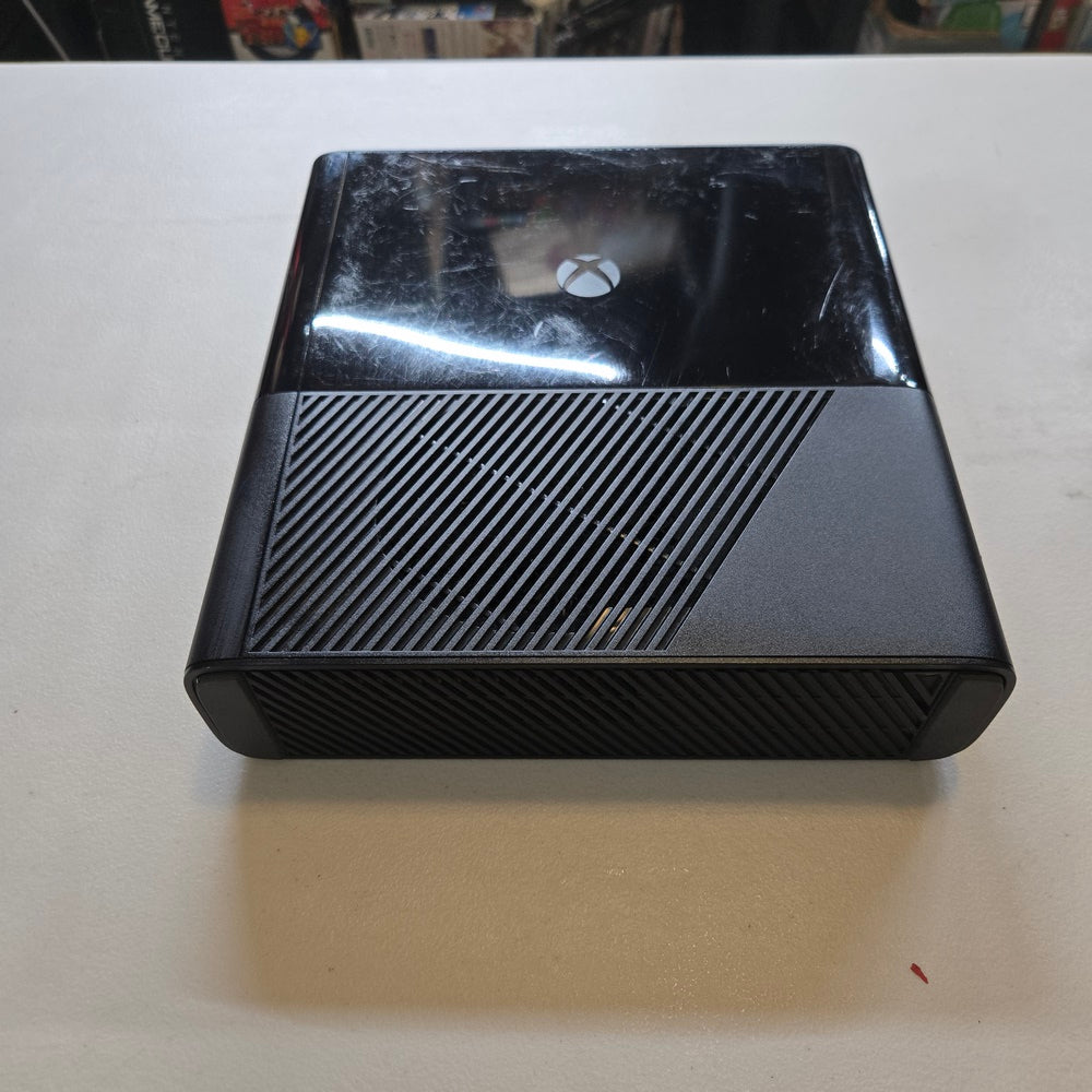 Xbox 360 E Xbox 360 Console (Condition-)