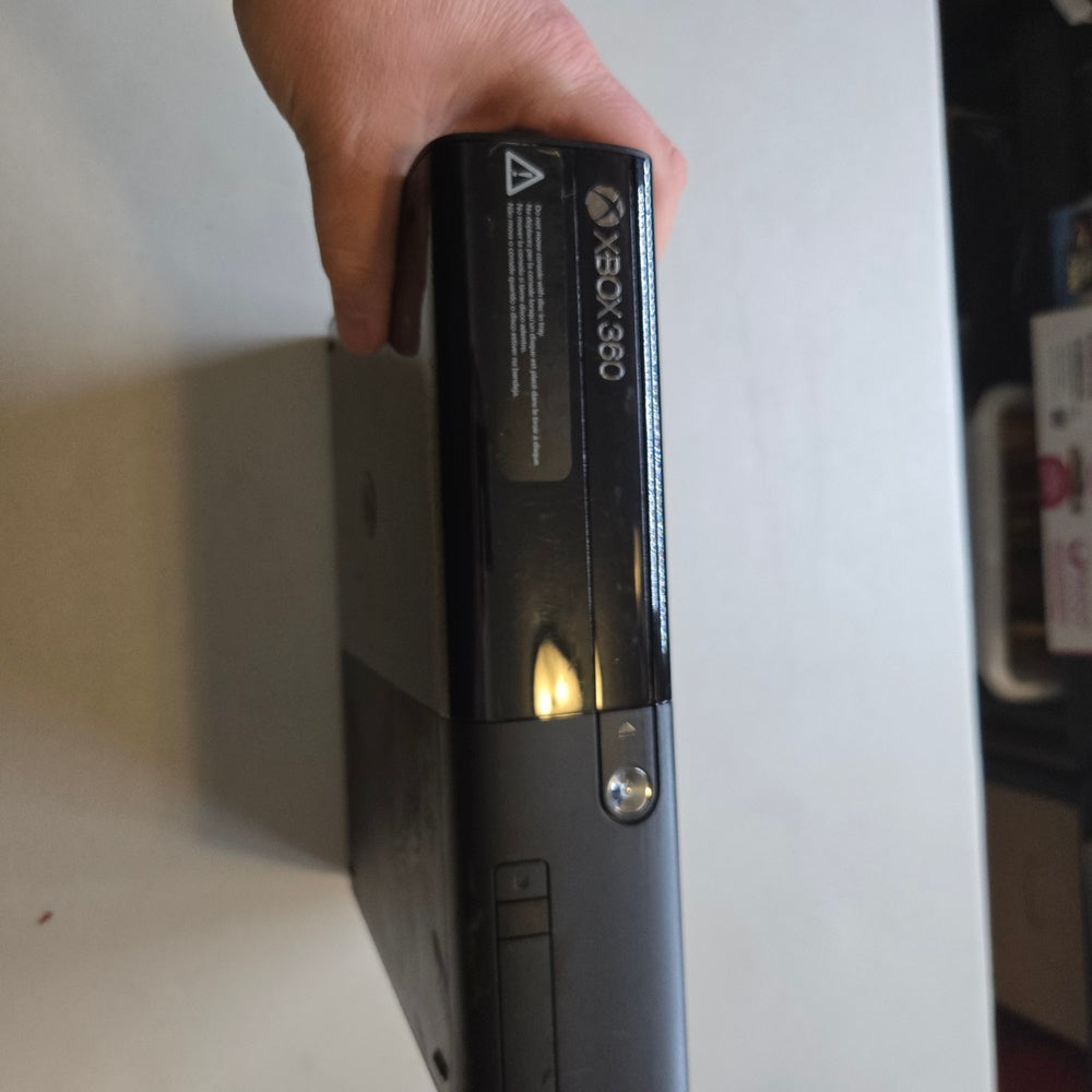 Xbox 360 E Xbox 360 Console (Condition-)