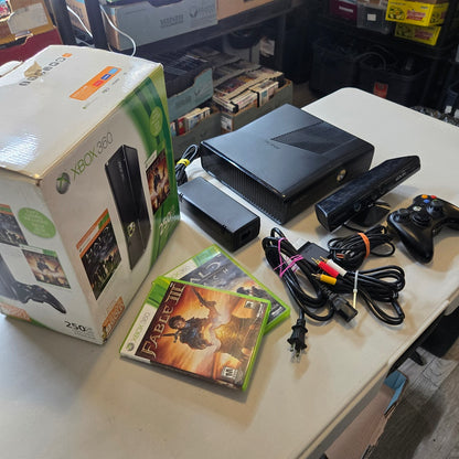 Xbox 360 Slim Console (Condition-) (In Box) 320 GB