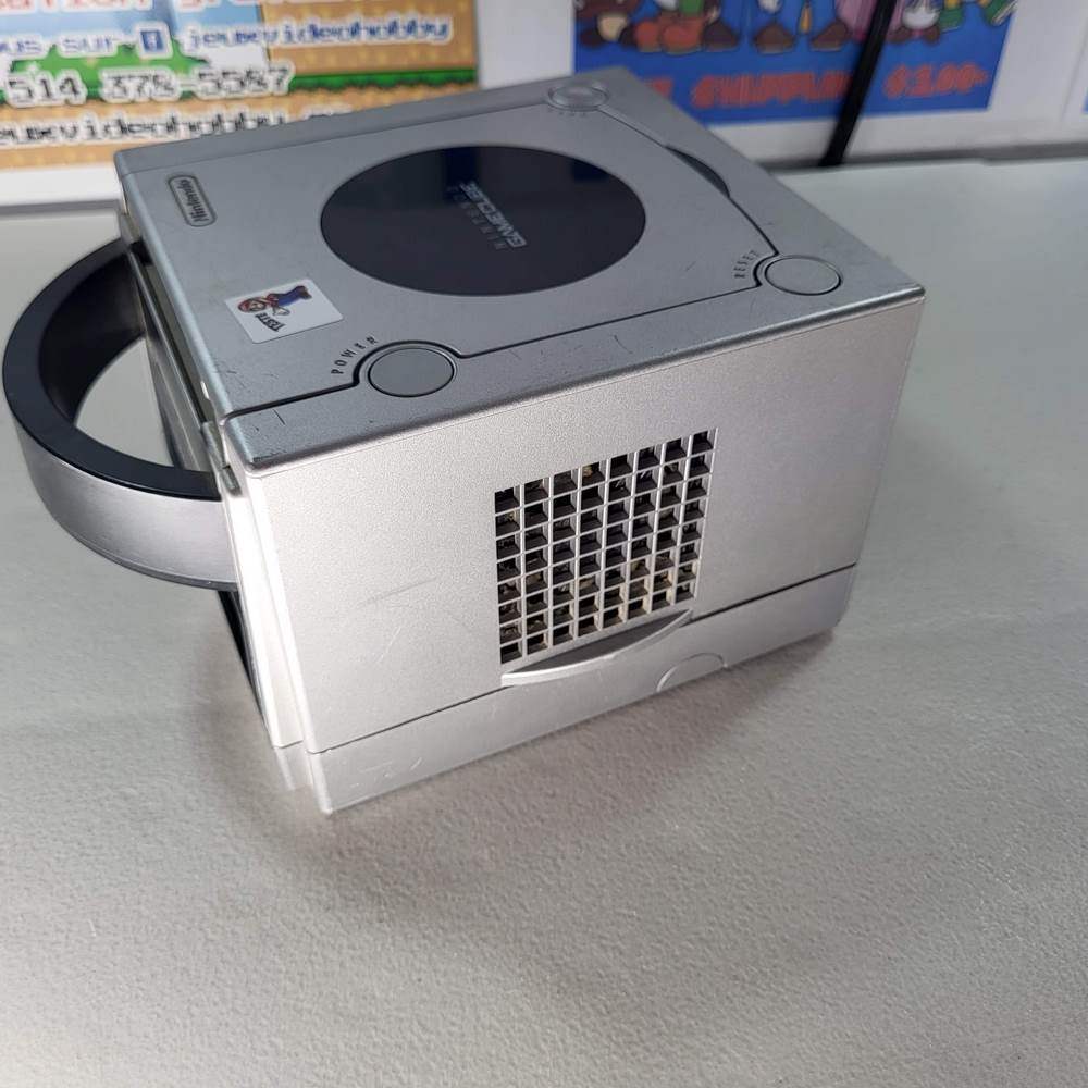 Nintendo Console Silver GameCube System Used   [DOL-101] -- Jeux Video Hobby 